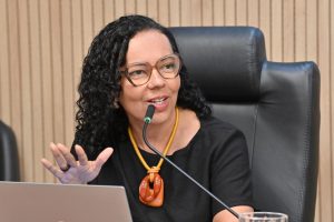 Deputada Divaneide realiza Audiência pública sobre “menopausa e climatério” com foco na qualidade de vida das mulheres