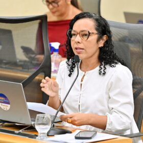 Relatora do “Caso Zaíra”, Divaneide articula aprovação de projeto que barra promoção de policiais envolvidos em violência contra a mulher