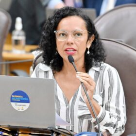 Divaneide promove envelhecimento digno